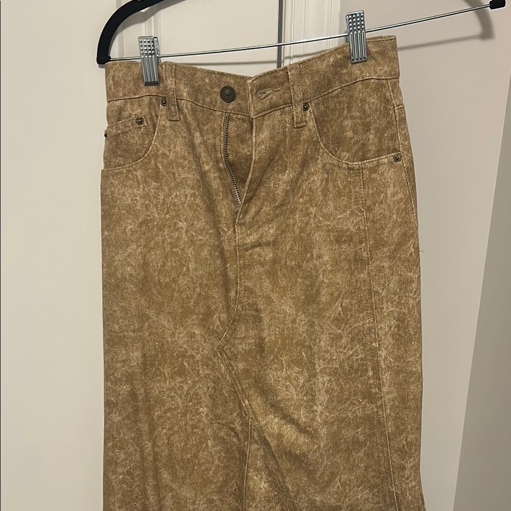 Men's Tan Pants